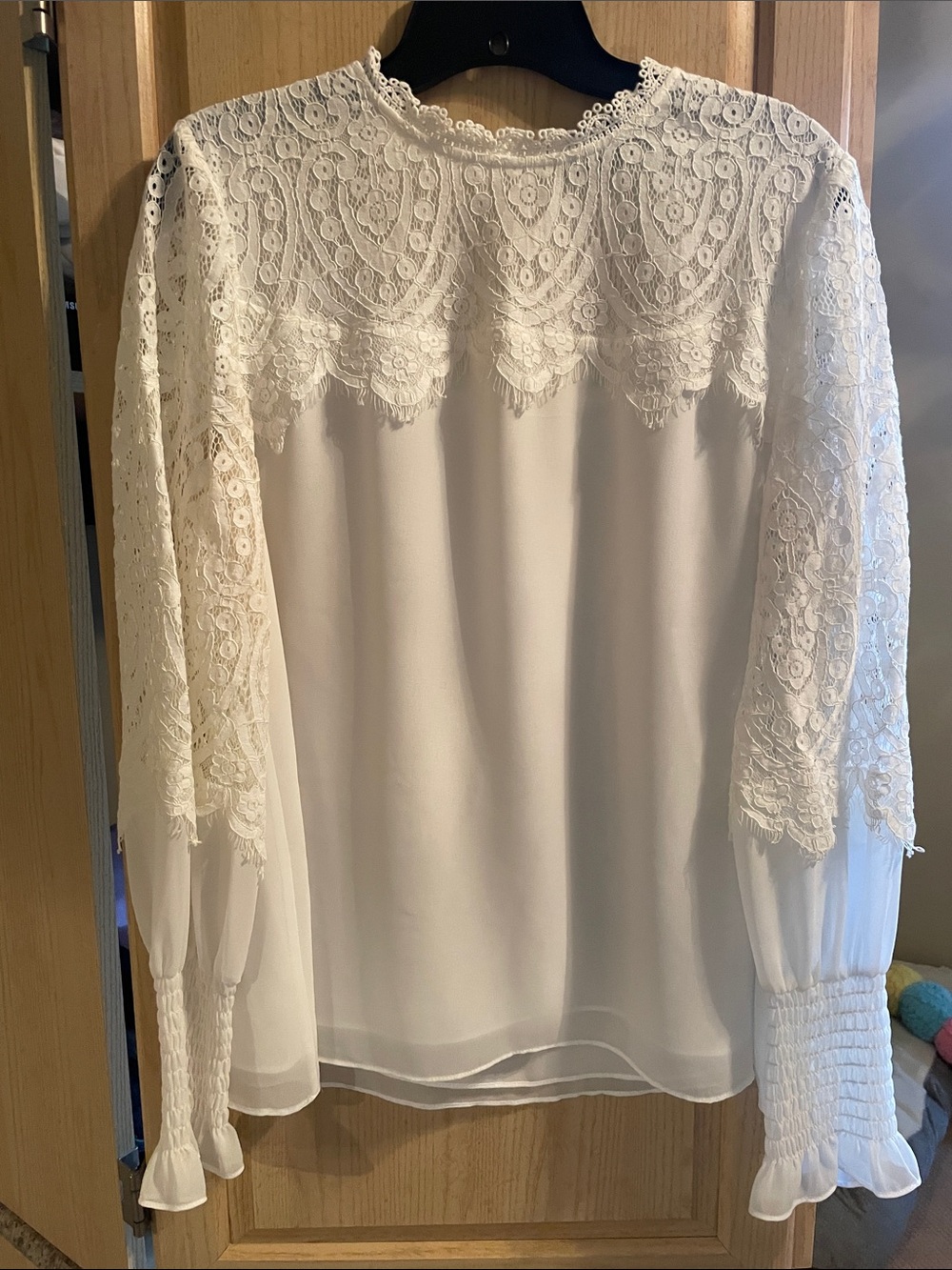 White House Black Market Ivory Lace Yoke Long-Sleeve Blouse
